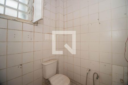 Casa à venda com 230m², 4 quartos e sem vagaBanheiro