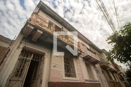 Casa à venda com 230m², 4 quartos e sem vagaFachada
