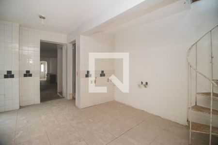 Casa à venda com 230m², 4 quartos e sem vaga Casa à venda com 230m², 4 quartos e sem vagaCozinha