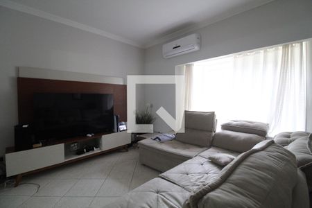 Sala de casa de condomínio à venda com 3 quartos, 250m² em Jacarepaguá, Rio de Janeiro