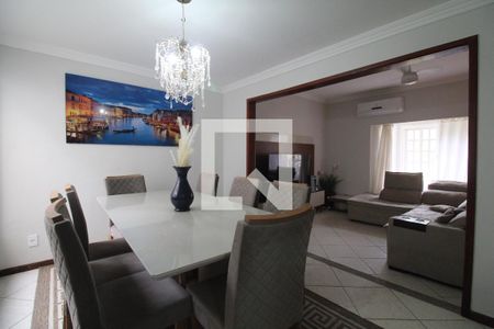 Sala de jantar  de casa de condomínio à venda com 3 quartos, 250m² em Jacarepaguá, Rio de Janeiro