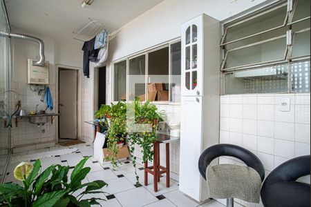 Apartamento à venda com 274m², 3 quartos e 1 vagaÁrea de Serviço