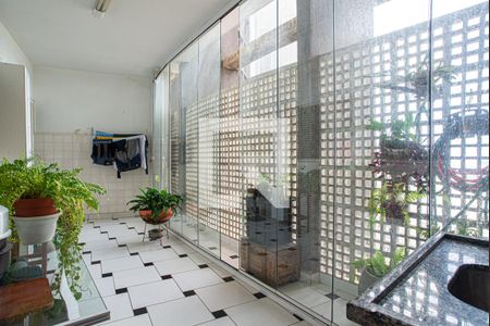 Apartamento à venda com 274m², 3 quartos e 1 vagaÁrea de Serviço