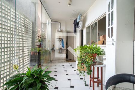 Apartamento à venda com 274m², 3 quartos e 1 vagaÁrea de Serviço