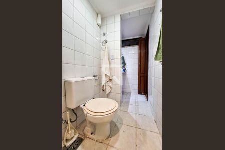Apartamento à venda com 60m², 2 quartos e 1 vaga Apartamento à venda com 60m², 2 quartos e 1 vagaBanheiro
