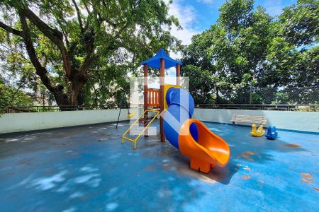 Apartamento à venda com 60m², 2 quartos e 1 vaga Apartamento à venda com 60m², 2 quartos e 1 vagaÁrea comum - Playground