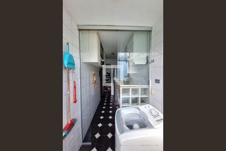 Apartamento à venda com 60m², 2 quartos e 1 vaga Apartamento à venda com 60m², 2 quartos e 1 vagaÁrea de Serviço