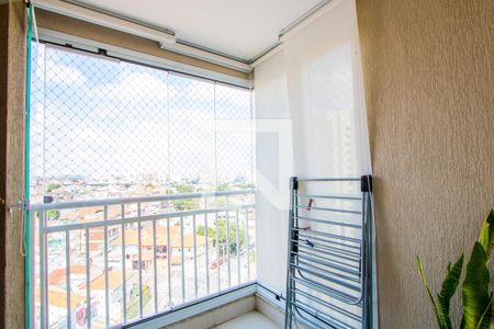 Varanda da sala de apartamento para alugar com 2 quartos, 59m² em Vila Floresta, Santo André