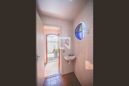 Casa à venda com 210m², 3 quartos e 3 vagas Casa à venda com 210m², 3 quartos e 3 vagasEdicola - Banheiro