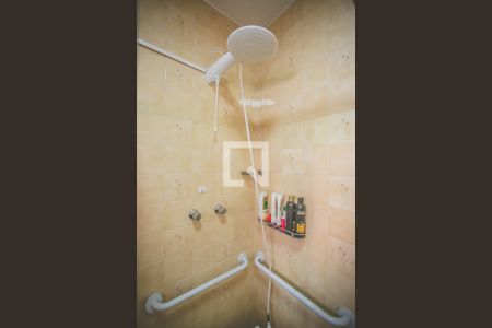 Casa à venda com 210m², 3 quartos e 3 vagas Casa à venda com 210m², 3 quartos e 3 vagasBanheiro 2