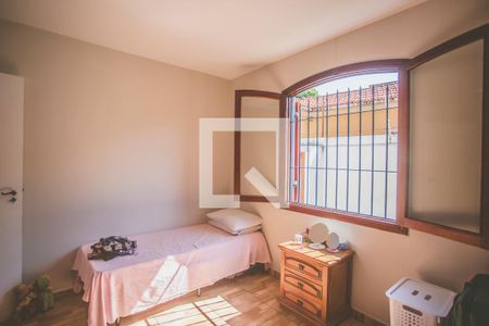 Casa à venda com 210m², 3 quartos e 3 vagas Casa à venda com 210m², 3 quartos e 3 vagasQuarto 2