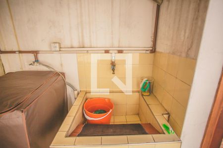 Casa à venda com 210m², 3 quartos e 3 vagas Casa à venda com 210m², 3 quartos e 3 vagasÁrea de Serviço