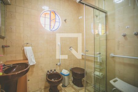 Casa à venda com 210m², 3 quartos e 3 vagas Casa à venda com 210m², 3 quartos e 3 vagasBanheiro 2