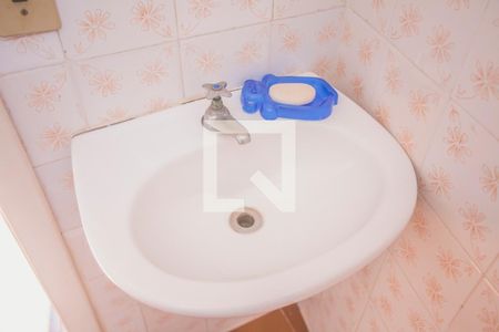 Casa à venda com 210m², 3 quartos e 3 vagas Casa à venda com 210m², 3 quartos e 3 vagasEdicola - Banheiro