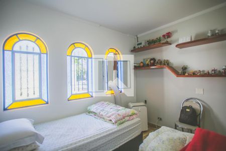 Casa à venda com 210m², 3 quartos e 3 vagas Casa à venda com 210m², 3 quartos e 3 vagasQuarto 3