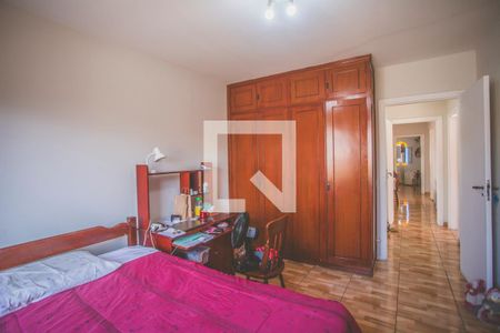 Casa à venda com 210m², 3 quartos e 3 vagas Casa à venda com 210m², 3 quartos e 3 vagasSuíte