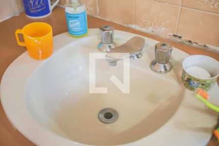 Casa à venda com 210m², 3 quartos e 3 vagas Casa à venda com 210m², 3 quartos e 3 vagasBanheiro Suíte