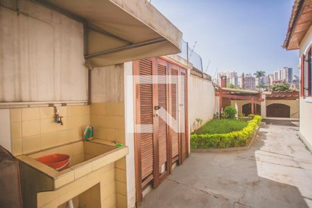 Casa à venda com 210m², 3 quartos e 3 vagas Casa à venda com 210m², 3 quartos e 3 vagasÁrea de Serviço