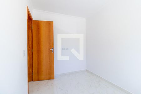 Quarto 1 de apartamento para alugar com 2 quartos, 47m² em Parque da Fonte, São José dos Pinhais