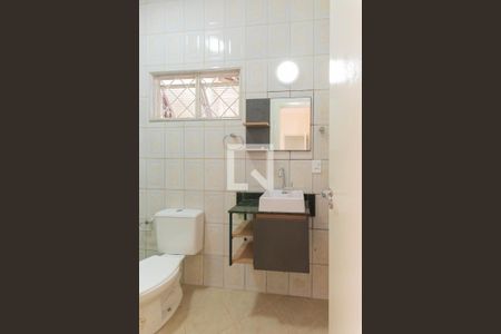 Banheiro da Suíte de casa para alugar com 1 quarto, 35m² em Parque Industrial, Campinas