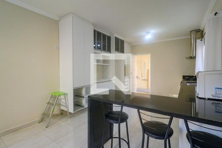 Cozinha de casa para alugar com 4 quartos, 253m² em Jardim Umuarama, São Paulo
