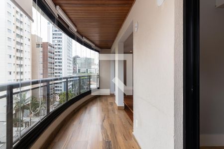 Varanda de apartamento à venda com 2 quartos, 110m² em Vila Olímpia, São Paulo