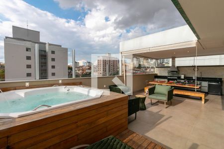 Apartamento à venda com 195m², 4 quartos e 3 vagasVaranda