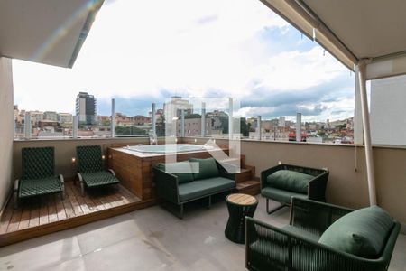 Apartamento à venda com 195m², 4 quartos e 3 vagasVaranda