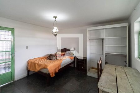 Quarto 1 de casa à venda com 3 quartos, 360m² em Rio Branco, Belo Horizonte