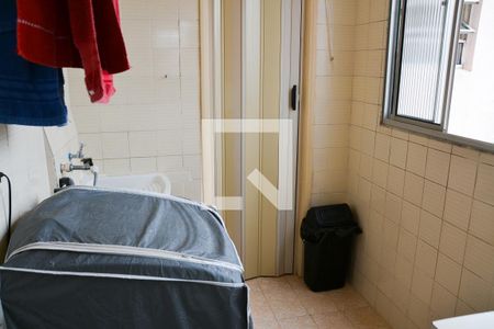 Apartamento à venda com 82m², 2 quartos e 1 vaga Apartamento à venda com 82m², 2 quartos e 1 vagaLavanderia