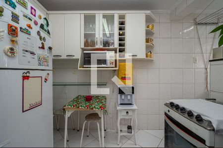 Apartamento para alugar com 65m², 2 quartos e 1 vagaCozinha