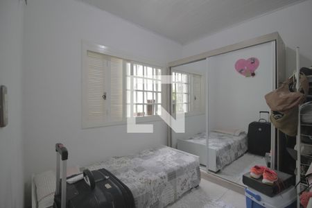 Quarto 2 de casa à venda com 3 quartos, 83m² em Mato Grande, Canoas