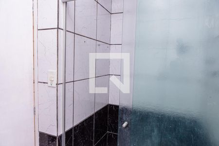 Apartamento para alugar com 80m², 2 quartos e sem vagaBanheiro