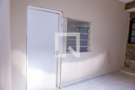 Apartamento para alugar com 80m², 2 quartos e sem vagaEntrada