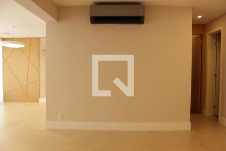 Sala de apartamento à venda com 3 quartos, 110m² em Pinheiros, São Paulo