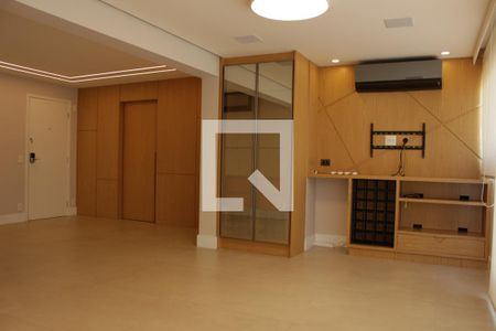 Sala de apartamento à venda com 3 quartos, 110m² em Pinheiros, São Paulo