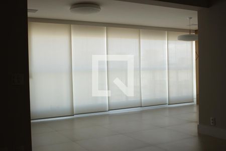 Sala de apartamento à venda com 3 quartos, 110m² em Pinheiros, São Paulo