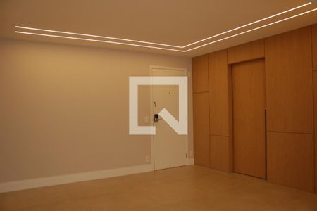 Sala de apartamento à venda com 3 quartos, 110m² em Pinheiros, São Paulo