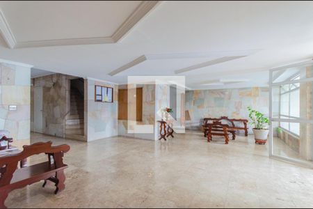 Apartamento à venda com 69m², 2 quartos e 1 vagaHall social