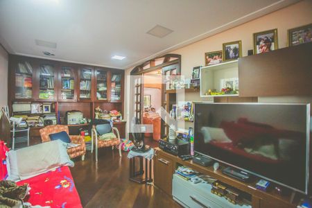 Casa à venda com 198m², 4 quartos e 2 vagasSala de Tv