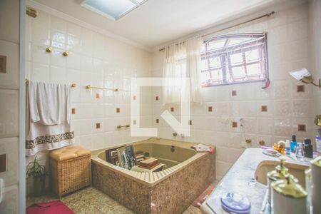 Casa à venda com 198m², 4 quartos e 2 vagasBanheiro Suíte - Banheira