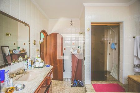 Casa à venda com 198m², 4 quartos e 2 vagasBanheiro Suíte