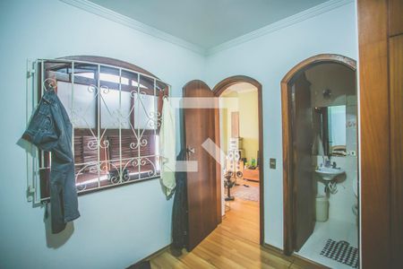 Casa à venda com 198m², 4 quartos e 2 vagasQuarto de Serviço