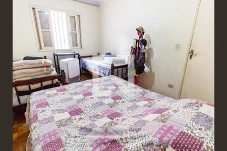 Casa à venda com 250m², 3 quartos e 6 vagas Casa à venda com 250m², 3 quartos e 6 vagasQuarto 1