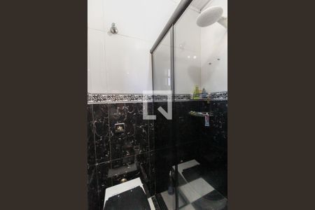 Casa à venda com 140m², 2 quartos e 1 vaga Casa à venda com 140m², 2 quartos e 1 vagaBanheiro da Suíte 1