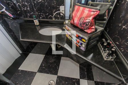 Casa à venda com 140m², 2 quartos e 1 vaga Casa à venda com 140m², 2 quartos e 1 vagaBanheiro da Suíte 1