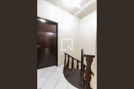 Casa à venda com 140m², 2 quartos e 1 vaga Casa à venda com 140m², 2 quartos e 1 vagaHall