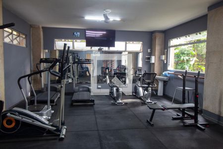 Apartamento à venda com 170m², 4 quartos e 2 vagas Apartamento à venda com 170m², 4 quartos e 2 vagasÁrea comum - Academia