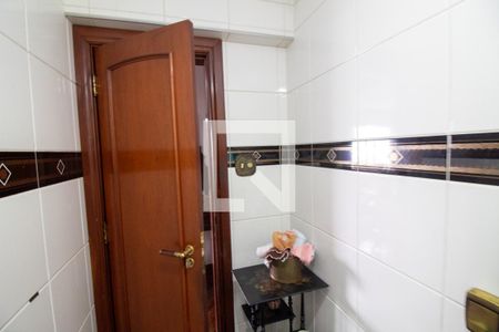 Apartamento à venda com 170m², 4 quartos e 2 vagas Apartamento à venda com 170m², 4 quartos e 2 vagasLavabo