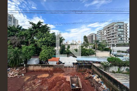 Casa de condomínio à venda com 218m², 3 quartos e 2 vagasVista Quarto 3